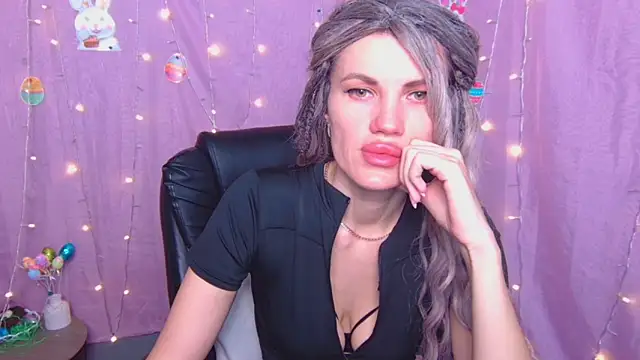 MilaLoona online show from 04-10-26, 06:09