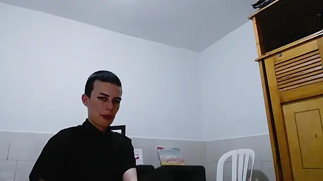 Snapshot of Cocain_Atenea chatting on 12-19-25, 09:06 Cocain Atenea online show from 12-19-25, 09:06