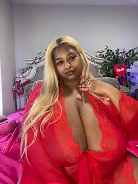 Snapshot of BigFineSelena chatting on 02-14-25, 03:47 BigFineSelena online show from 02-14-25, 03:47