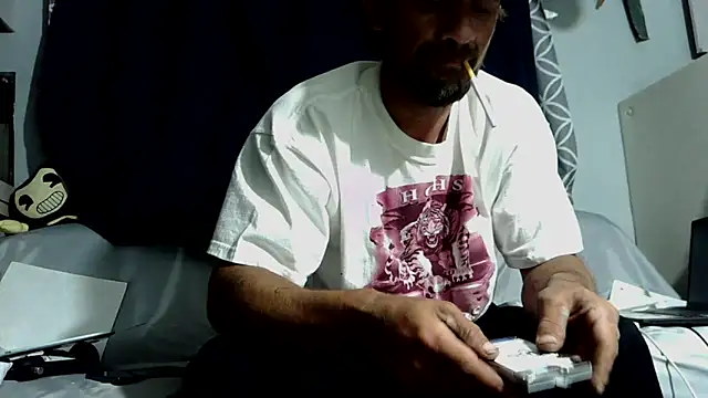 goodick4u28 online show from 05-10-26, 03:54