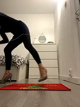 adella13 online show from 12-21-25, 08:09