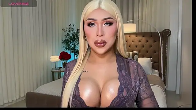 Your Majesty Tyra online show from 03-16-26, 05:37