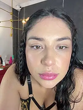 dayra angels online show from 06-13-26, 04:05