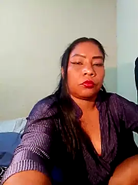 Snapshot of rosmery-navarro chatting on 02-16-26, 04:11 rosmery-navarro online show from 02-16-26, 04:11