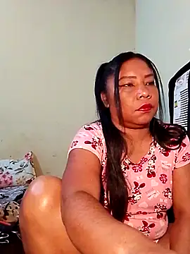 Snapshot of rosmery-navarro chatting on 02-15-26, 07:42 rosmery-navarro online show from 02-15-26, 07:42