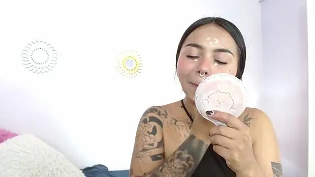 miss soffi  online show from 12-03-25, 05:34