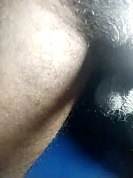 Snapshot of vampynik chatting on 09-13-25, 08:53 vampynik online show from 09-13-25, 08:53