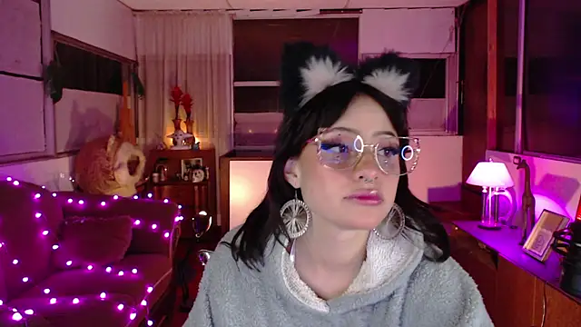 Aquamarinebubble online show from 10-29-25, 02:32