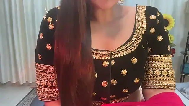 Snapshot of mahimagicdoll_DESI chatting on 02-16-25, 06:21 mahimagicdoll DESI online show from 02-16-25, 06:21