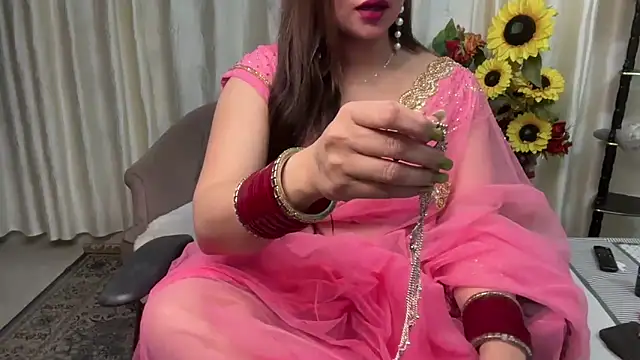 Snapshot of mahimagicdoll_DESI chatting on 03-04-25, 08:49 mahimagicdoll DESI online show from 03-04-25, 08:49