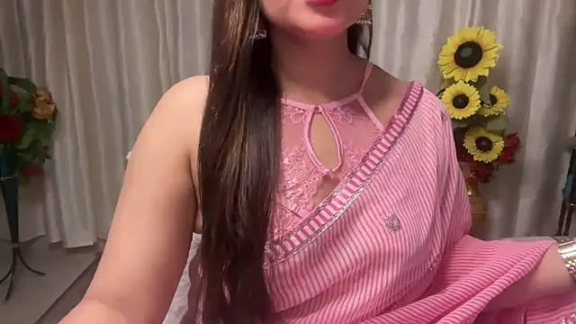Snapshot of mahimagicdoll_DESI chatting on 02-15-25, 10:00 mahimagicdoll DESI online show from 02-15-25, 10:00