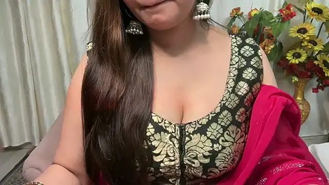 Snapshot of mahimagicdoll_DESI chatting on 02-23-25, 05:50 mahimagicdoll DESI online show from 02-23-25, 05:50