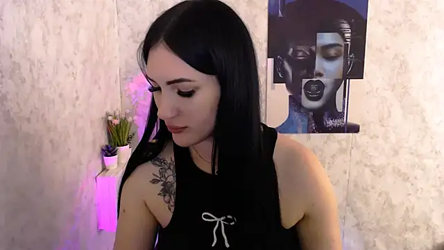 Snapshot of MisssShy_ chatting on 09-26-25, 06:59 MisssShy online show from 09-26-25, 06:59