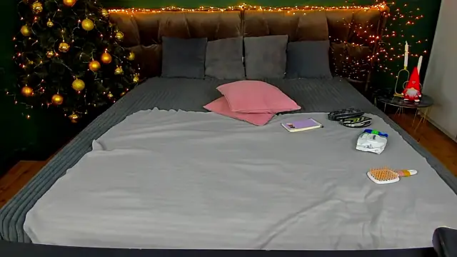 Kamilla Hot online show from 01-10-26, 06:31