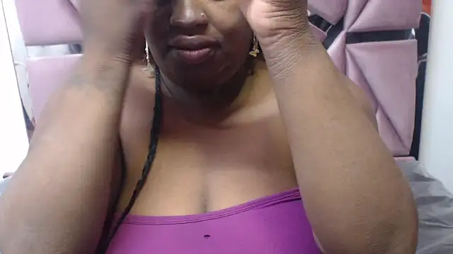 morenahott1 online show from 09-19-25, 11:36