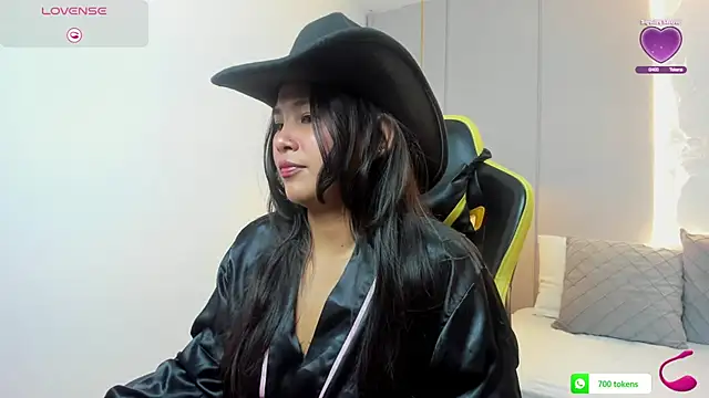 isabella florez online show from 04-08-26, 02:02