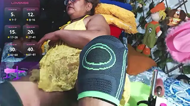 mature beautiful online show from 03-14-26, 06:52