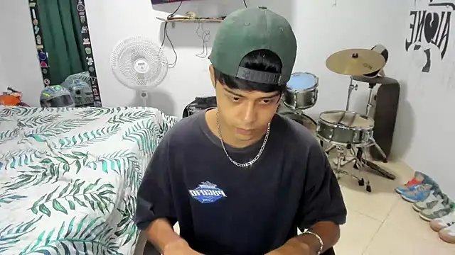 Zack falcon online show from 01-02-25, 11:06