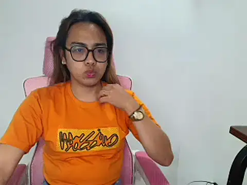 Your PrettyGirlxxx online show from 03-20-26, 10:05