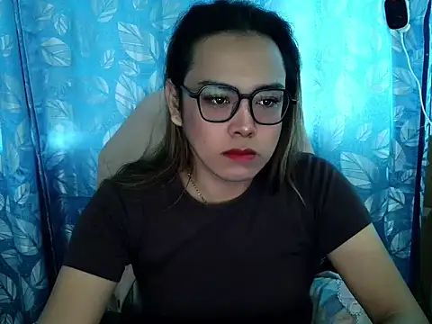 Your PrettyGirlxxx online show from 10-22-25, 11:47