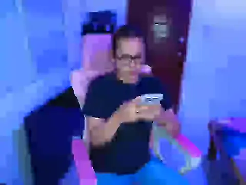 Your PrettyGirlxxx online show from 02-13-26, 09:53