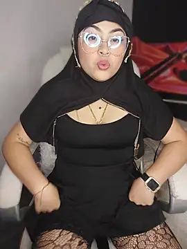 Hana    online show from 03-22-26, 11:50