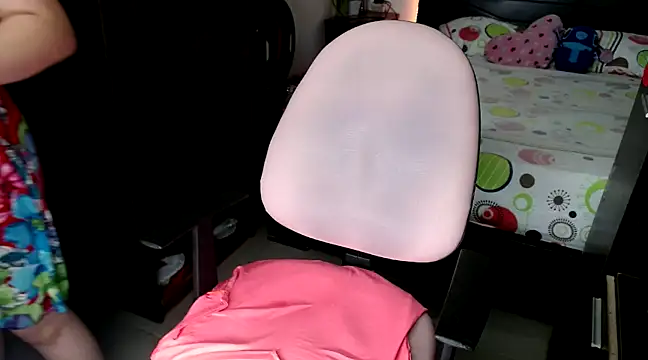 Snapshot of Hana___ chatting on 03-07-25, 05:49 Hana online show from 03-07-25, 05:49