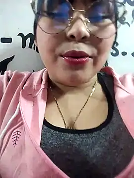 Hana    online show from 01-11-26, 11:33