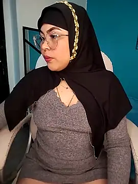 Hana    online show from 03-12-26, 12:38