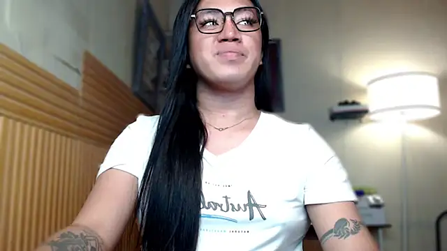 Snapshot of Felina_felicia chatting on 01-20-25, 08:50 Felina felicia online show from 01-20-25, 08:50