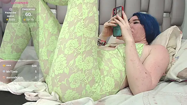 Snapshot of Kittywhiteass chatting on 01-11-26, 03:24 Kittywhiteass online show from 01-11-26, 03:24