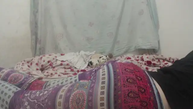 Kittywhiteass online show from 03-19-25, 08:23