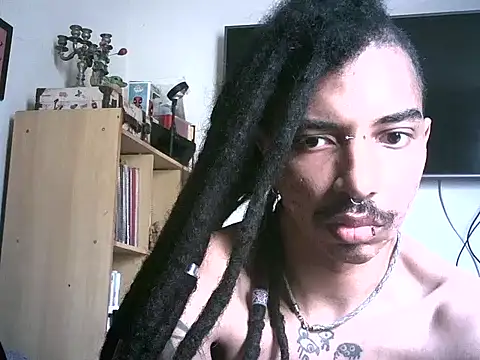 DarkSlim666 online show from 01-14-26, 03:26