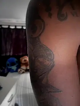 blackdrey18 online show from 11-24-25, 01:33