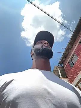 Snapshot of blackdrey18 chatting on 02-16-26, 06:17 blackdrey18 online show from 02-16-26, 06:17