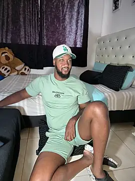 blackdrey18 online show from 04-04-26, 01:28