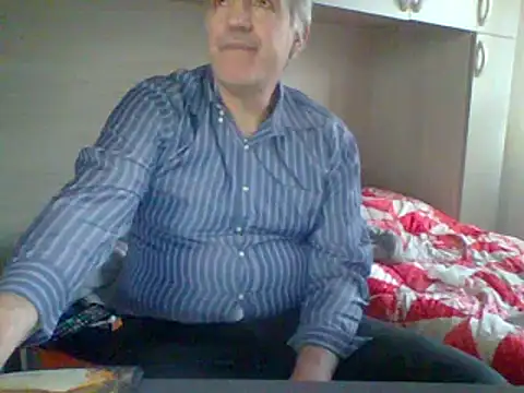 Snapshot of Setesesso7 chatting on 03-08-25, 05:11 Setesesso7 online show from 03-08-25, 05:11
