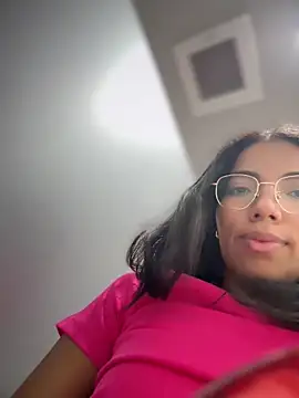 Snapshot of SheenaBrooke chatting on 03-22-26, 04:38 SheenaBrooke online show from 03-22-26, 04:38