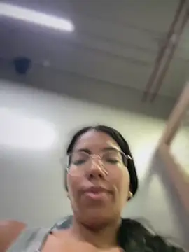 Snapshot of SheenaBrooke chatting on 04-06-26, 04:08 SheenaBrooke online show from 04-06-26, 04:08