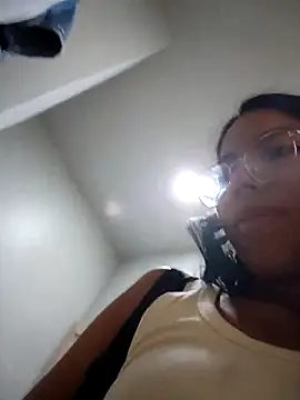 Snapshot of SheenaBrooke chatting on 04-12-26, 03:54 SheenaBrooke online show from 04-12-26, 03:54