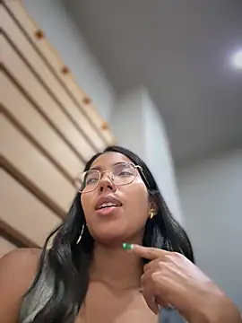 Snapshot of SheenaBrooke chatting on 04-09-26, 06:19 SheenaBrooke online show from 04-09-26, 06:19