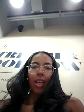 Snapshot of SheenaBrooke chatting on 03-11-26, 04:06 SheenaBrooke online show from 03-11-26, 04:06