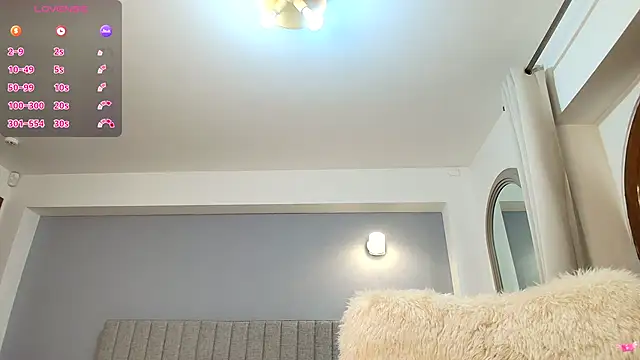 Anna Lewis online show from 10-06-25, 08:09