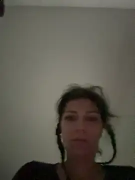 Snapshot of Anna_Lewis chatting on 07-10-26, 07:41 Anna Lewis online show from 07-10-26, 07:41