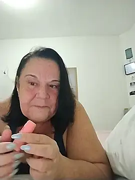 Snapshot of Yaya_Mineira chatting on 05-15-26, 01:03 Yaya Mineira online show from 05-15-26, 01:03