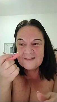Yaya Mineira online show from 06-27-26, 12:49