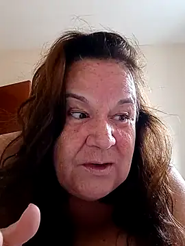 Snapshot of Yaya_Mineira chatting on 03-18-25, 01:23 Yaya Mineira online show from 03-18-25, 01:23