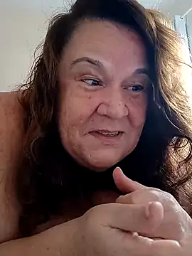 Snapshot of Yaya_Mineira chatting on 03-09-25, 05:49 Yaya Mineira online show from 03-09-25, 05:49