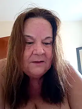 Snapshot of Yaya_Mineira chatting on 02-03-25, 01:19 Yaya Mineira online show from 02-03-25, 01:19