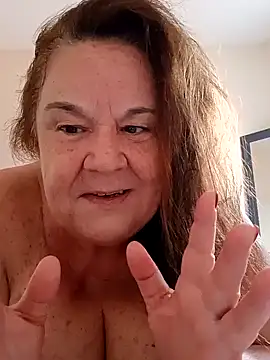 Snapshot of Yaya_Mineira chatting on 01-22-25, 10:50 Yaya Mineira online show from 01-22-25, 10:50